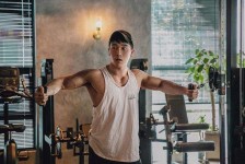 如东肌肉男模(肌肉男模板)