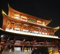 如东长沙旅游攻略(长沙旅游攻略景点必去长沙美食街)