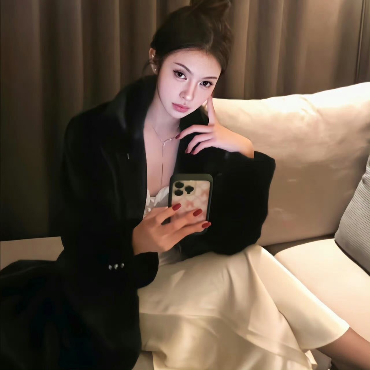如东伴游女生周语言的资料