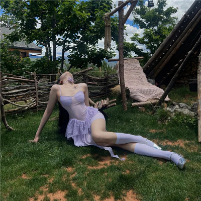 如东伴游女生计玲珑