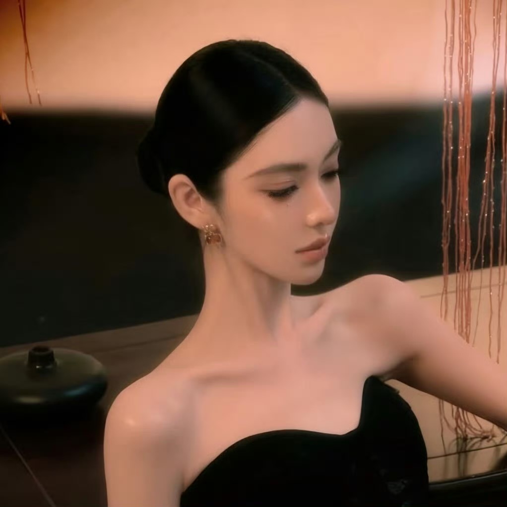 如东伴游女生 | Emily的资料