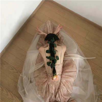 如东伴游女生其荌的资料